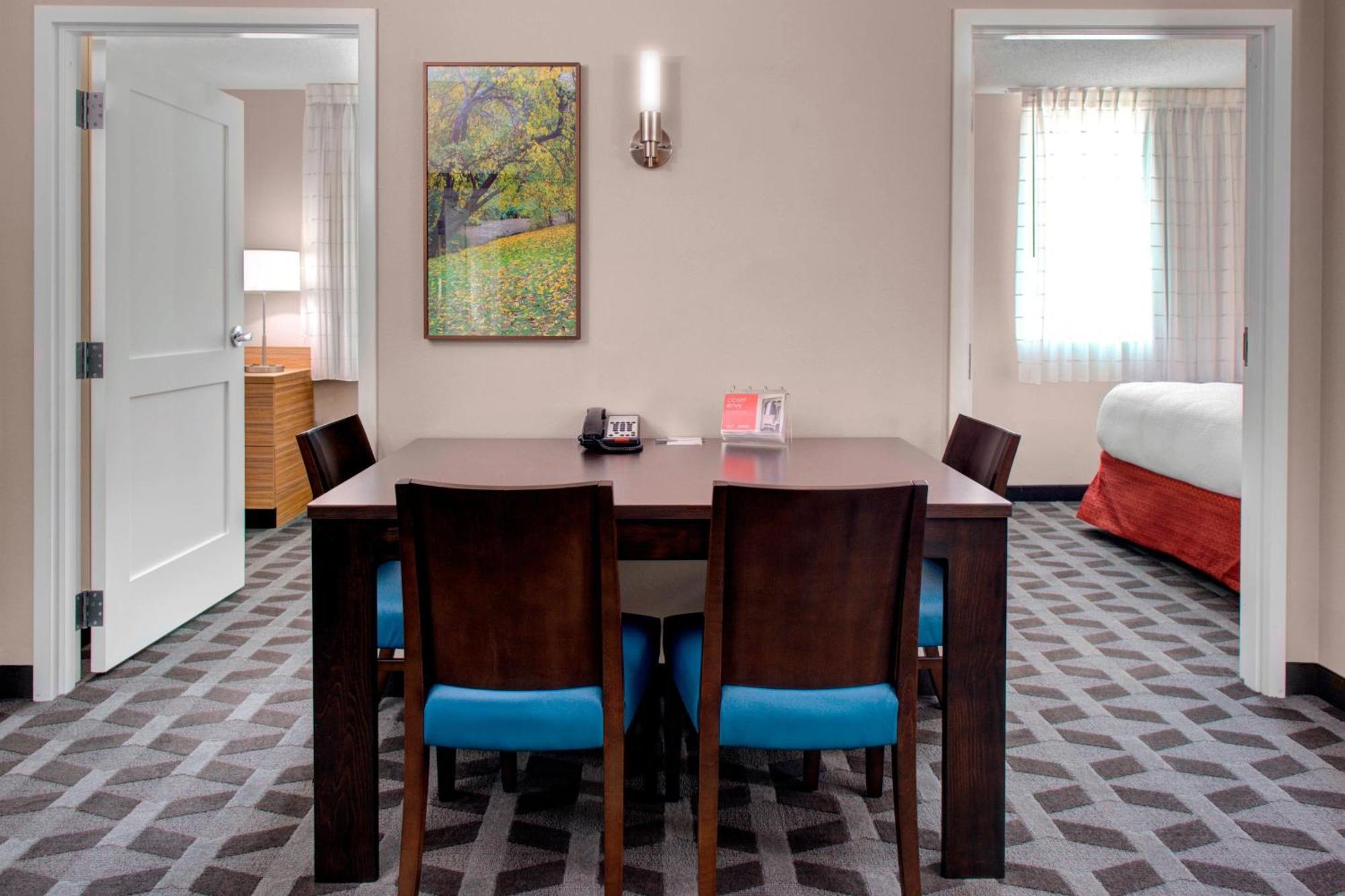 Towneplace Suites By Marriott Parkersburg Exteriér fotografie